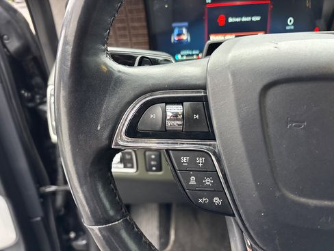 Certified 2022 Lincoln Navigator Black Label image 17