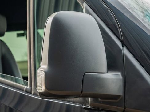 Used 2019 Mercedes-Benz Sprinter 2500 image 12