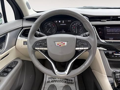 Used 2021 Cadillac XT6 Premium Luxury AWD/4WD image 12
