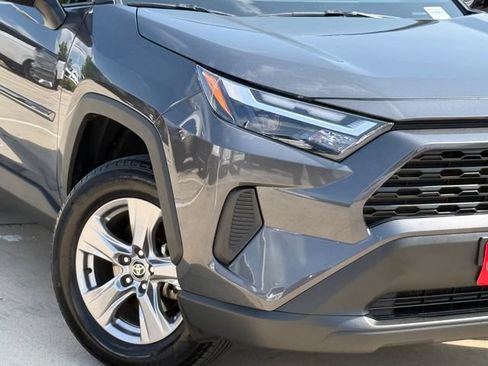 Used 2025 Toyota RAV4 XLE FWD image 3