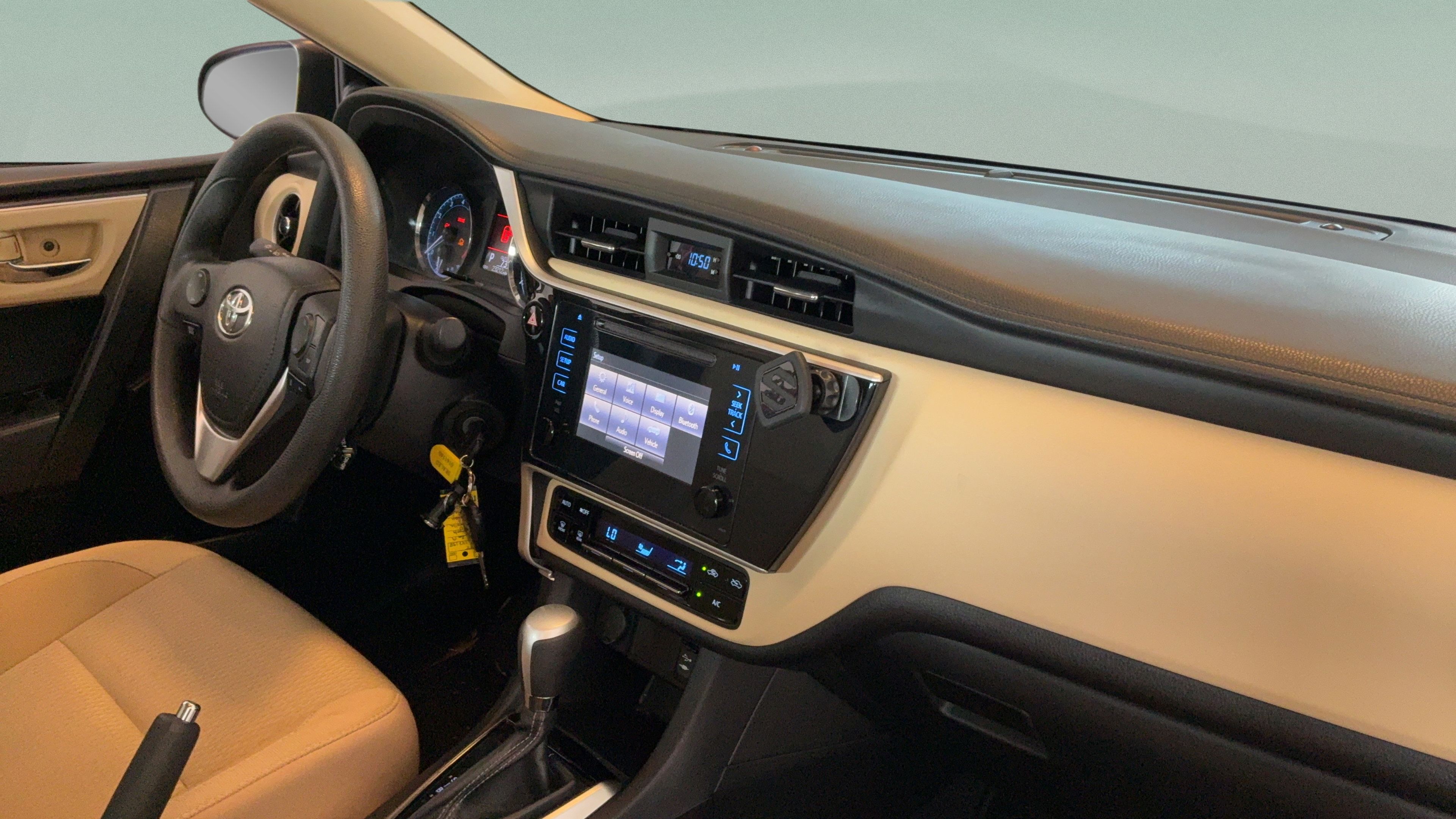 Used 2019 Toyota Corolla LE FWD image 37