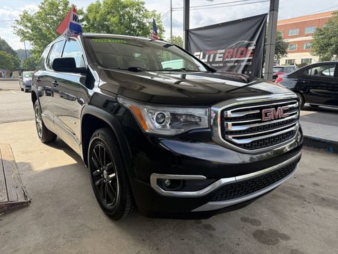 Used 2019 GMC Acadia SLT AWD/4WD image 3