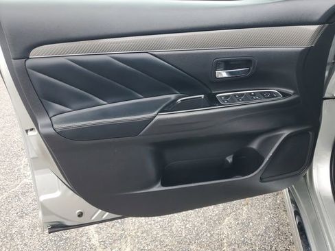 Used 2022 Mitsubishi Outlander GT AWD/4WD image 8