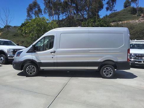 New 2026 Ford Transit 250 148 Medium Roof w/ Exterior Upgrade Package RWD image 23