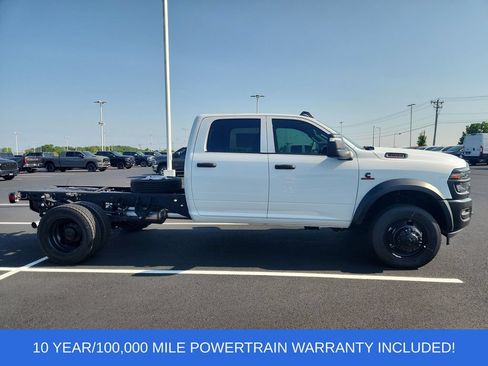 New 2026 RAM 5500 Tradesman AWD/4WD image 9