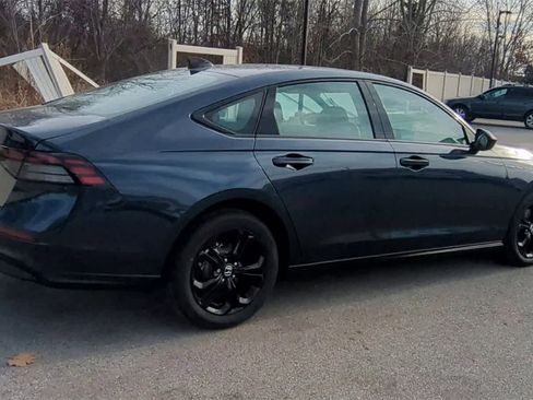 New 2025 Honda Accord SE image 8