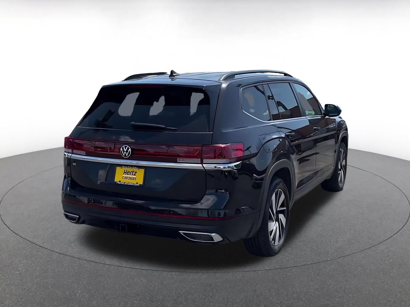 Used 2026 Volkswagen Atlas SE FWD image 13