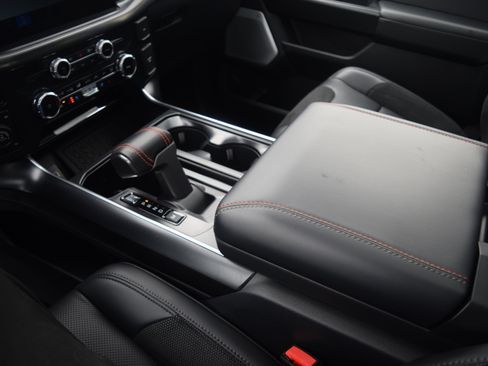 Used 2025 Ford F150 Raptor image 13