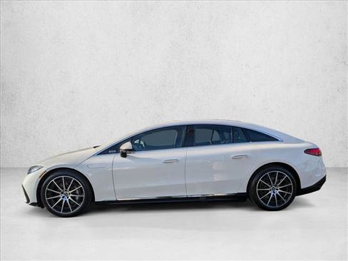 Certified 2022 Mercedes-Benz EQS 580 4MATIC Sedan image 9