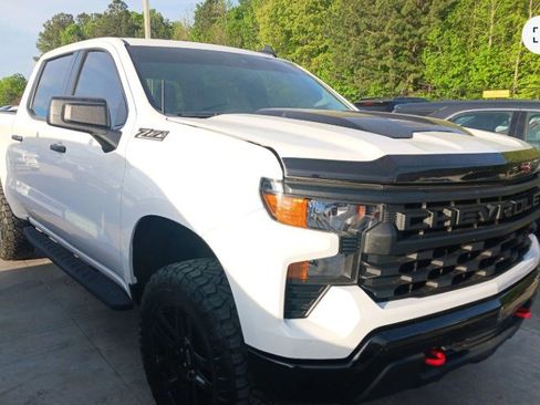 Used 2023 Chevrolet Silverado 1500 Custom Trail Boss w/ LPO, Dark Essentials Package image 1