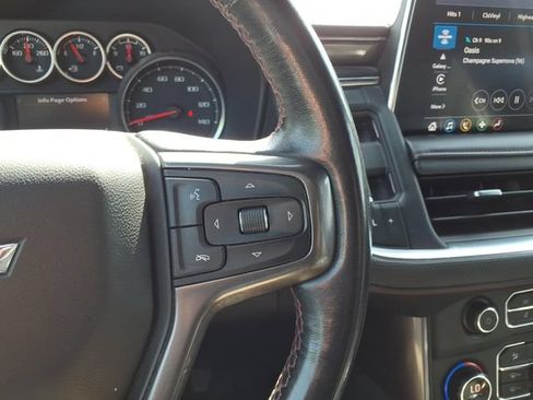 Used 2021 Chevrolet Suburban RST AWD/4WD image 26