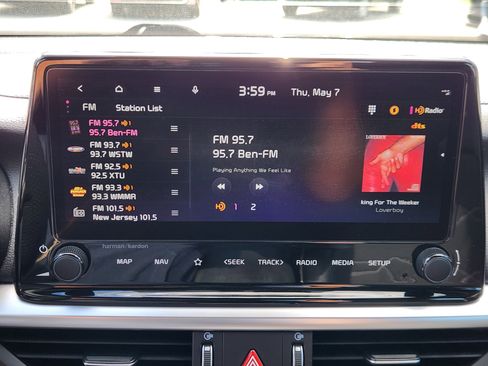 Used 2023 Kia Forte GT-Line w/ GT-Line Premium Package FWD image 11