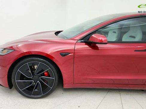 Used 2025 Tesla Model 3 Performance AWD/4WD image 9