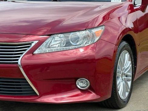 Used 2015 Lexus ES 350 w/ Luxury Package FWD image 11