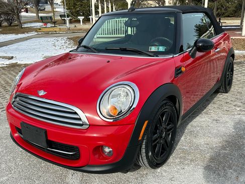 Used 2013 MINI Cooper Convertible FWD image 3