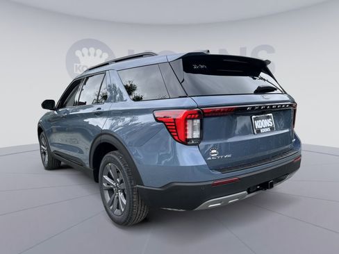 New 2026 Ford Explorer Active w/ Active Comfort Package image 4