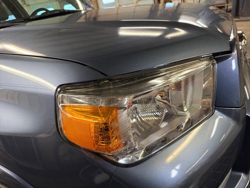 Used 2013 Toyota 4Runner Limited AWD/4WD image 28