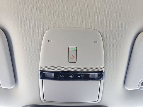 New 2026 Nissan Armada SV image 7