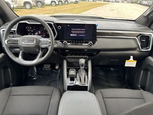 New 2026 GMC Canyon Elevation w/ Convenience Package image 14