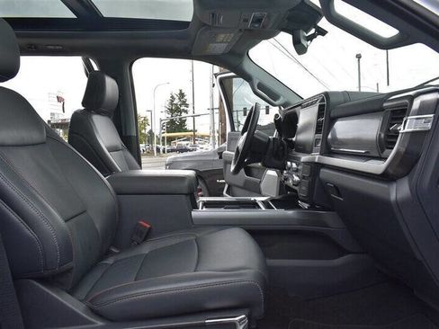 Used 2023 Ford F250 Lariat w/ FX4 Off-Road Package image 28