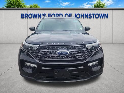 Used 2023 Ford Explorer XLT w/ Equipment Group 202A AWD/4WD image 3