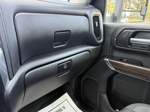 Used 2023 Chevrolet Silverado 2500 LT w/ Convenience Package AWD/4WD image 23