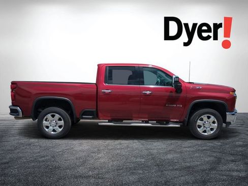 Used 2020 Chevrolet Silverado 2500 LTZ AWD/4WD image 2