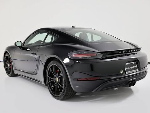Certified 2024 Porsche 718 Cayman S RWD image 3