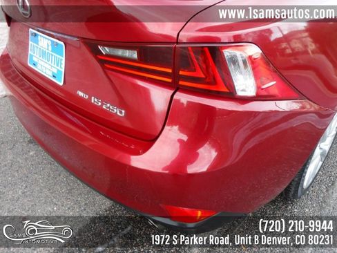 Used 2014 Lexus IS 250 4dr Sport Sdn Auto AWD image 29