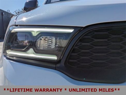Used 2024 Dodge Durango GT image 11