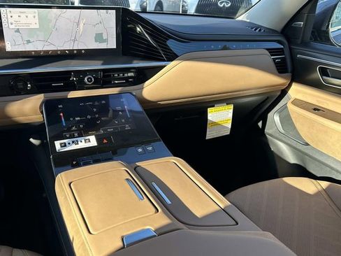 New 2026 INFINITI QX80 Luxe image 27