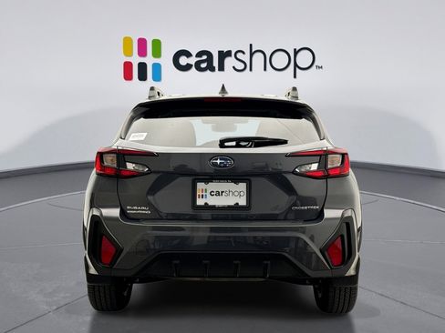 Used 2024 Subaru Crosstrek 2.0i Premium image 4