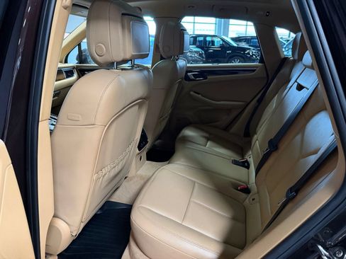 Used 2017 Porsche Macan S AWD/4WD image 17