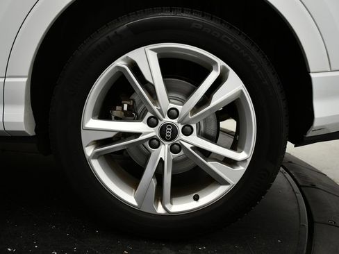 Certified 2023 Audi Q3 2.0T Premium w/ 19" Wheel Package AWD/4WD image 14