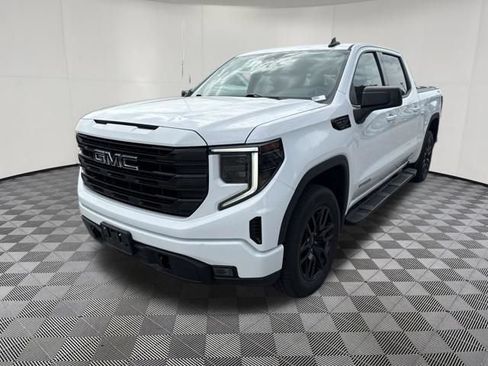 Used 2022 GMC Sierra 1500 Elevation w/ Preferred Package AWD/4WD image 13