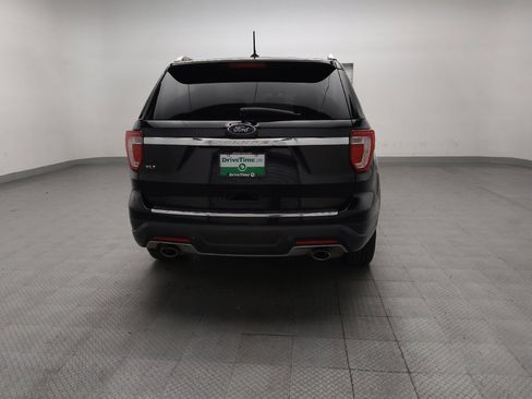 Used 2018 Ford Explorer XLT w/ Equipment Group 202A FWD image 7