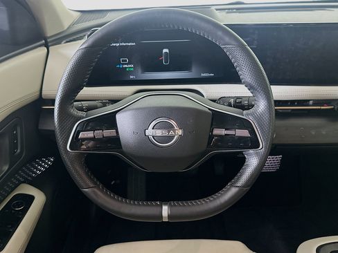 Used 2023 Nissan Ariya FWD image 18