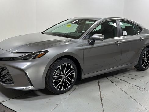 New 2026 Toyota Camry XLE image 1