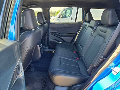Used 2026 Jeep Cherokee Limited AWD/4WD image 28