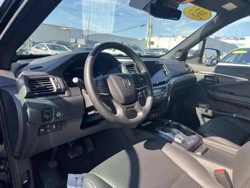 Used 2023 Honda Passport EX-L image 21