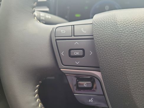 Used 2025 Toyota Camry LE FWD image 20