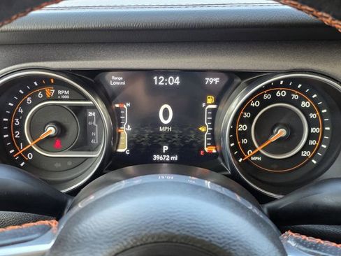 Used 2023 Jeep Gladiator Mojave w/ Cold Weather Group image 13