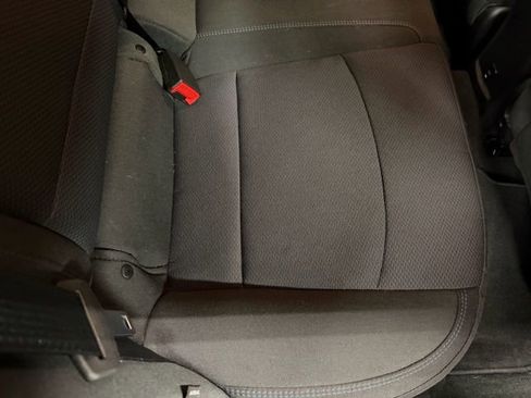 Used 2018 Chevrolet Cruze LT image 18