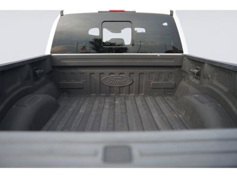 Used 2018 Ford F150 King Ranch w/ Equipment Group 601A Luxury AWD/4WD image 31