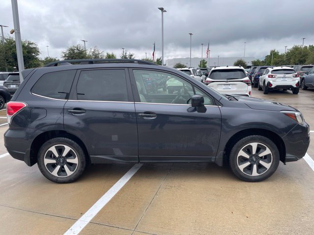 Used 2018 Subaru Forester 2.5i Limited AWD/4WD image 2