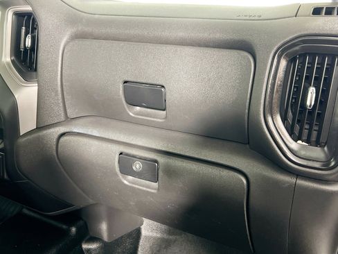 Used 2022 Chevrolet Silverado 1500 W/T RWD image 31