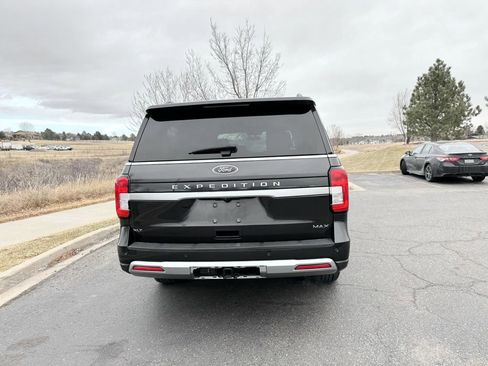 Used 2024 Ford Expedition Max XLT image 6