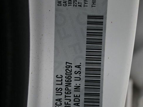 Used 2023 RAM 1500 Laramie image 9