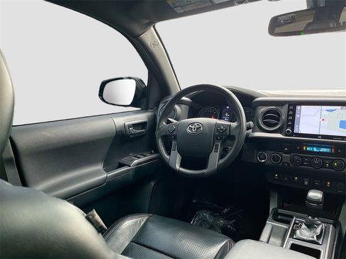 Used 2020 Toyota Tacoma TRD Pro image 24