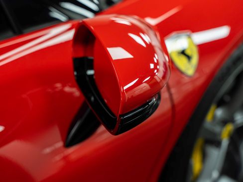 Used 2021 Ferrari SF90 Stradale image 13